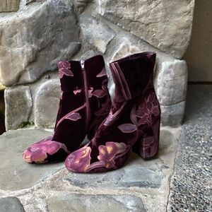 Steve Madden Booties